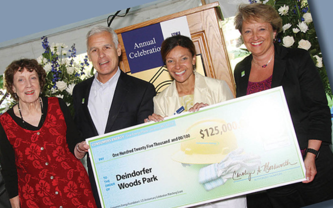 Transforming Deindorfer Woods: Restoration of the park put in the hands of the community